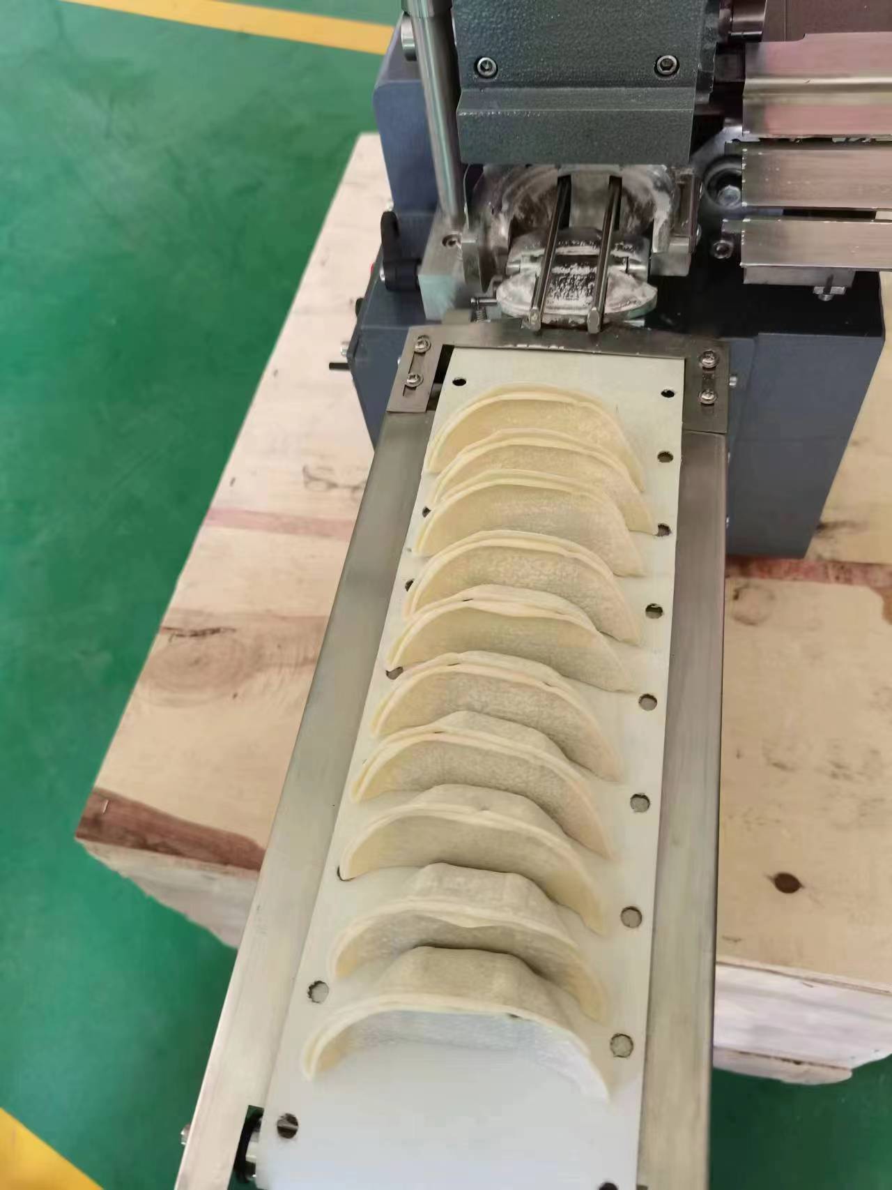 High Efficiency Japanese Gyoza - Gyoza Dumpling Maker recension och pris